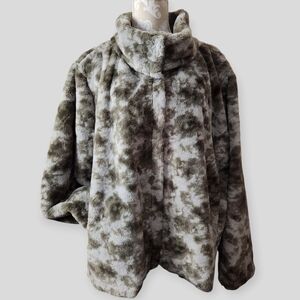 Cato Plush Camo Cabincore Coat size 26/28W